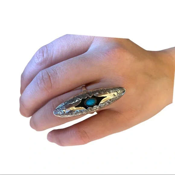 Sterling Silver Vintage Dome Raised Turquoise long ring - Picture 3 of 4